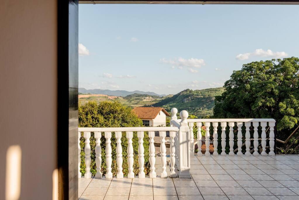 Suite Vista Panoramica Betim Εξωτερικό φωτογραφία